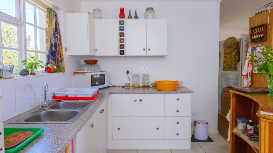 2 Bedroom Property for Sale in Napier Western Cape